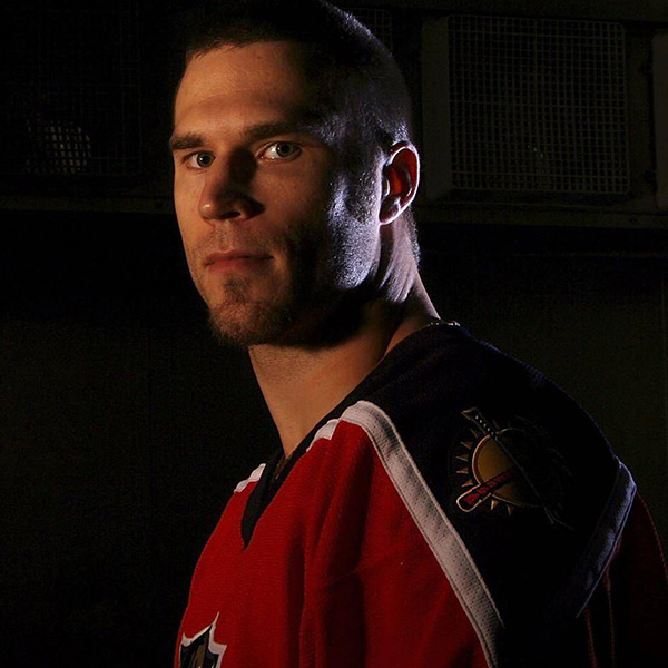 Steve Montador looking on intensely